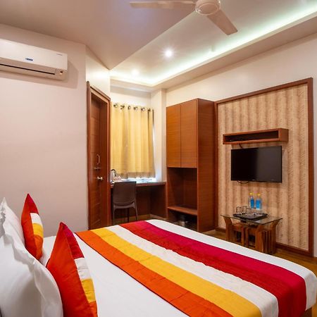 Uddhav Vilas A Family Hotel Udaipur Exterior photo