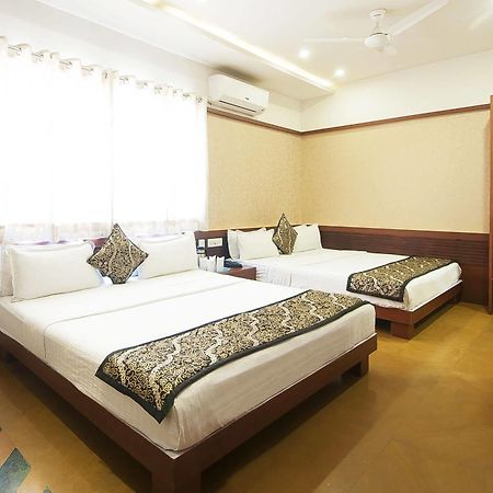 Uddhav Vilas A Family Hotel Udaipur Exterior photo