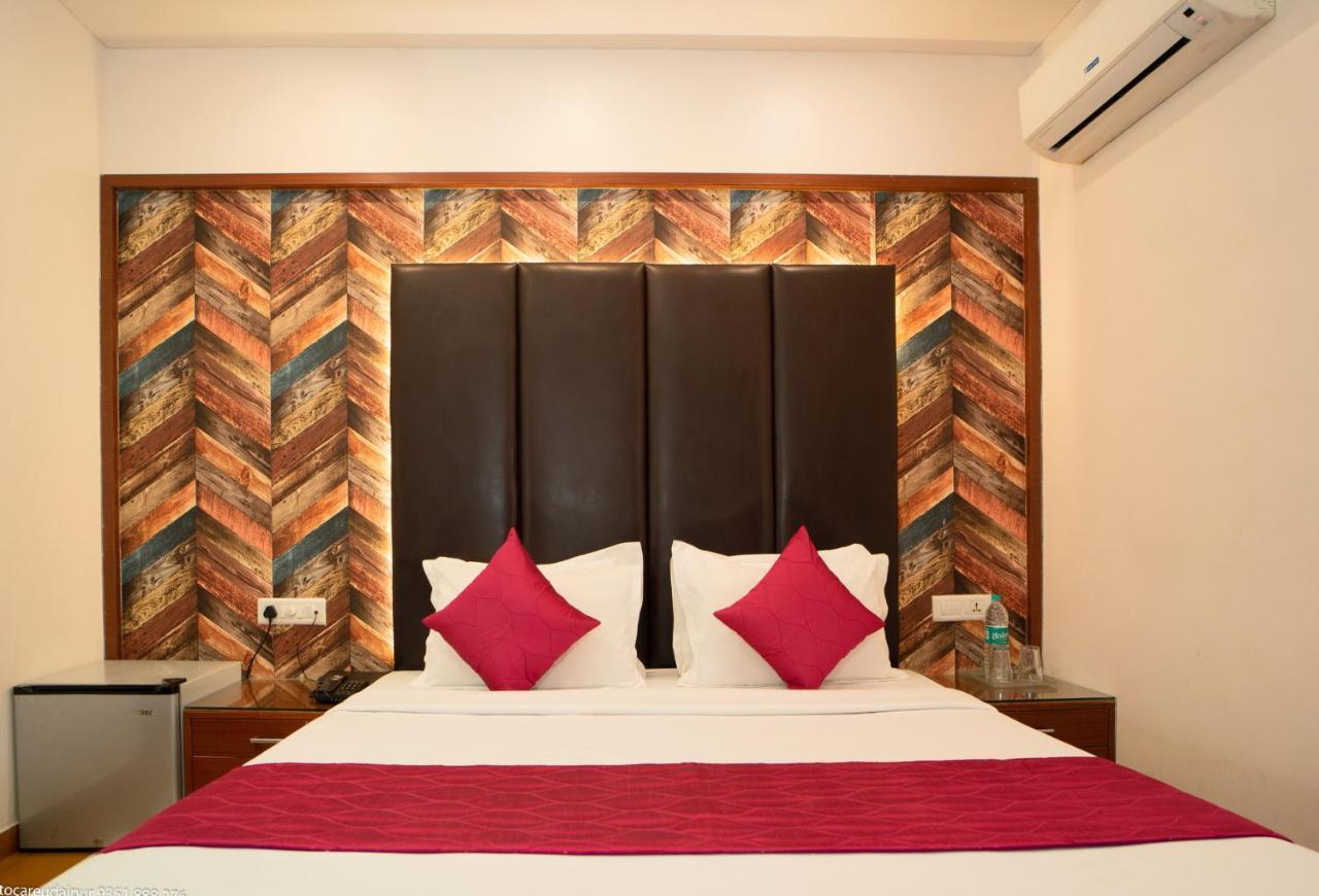 Uddhav Vilas A Family Hotel Udaipur Exterior photo