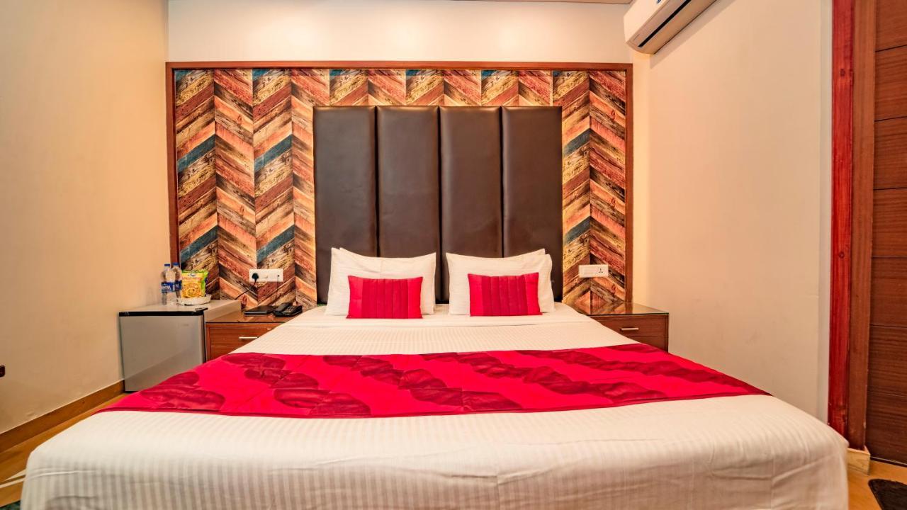 Uddhav Vilas A Family Hotel Udaipur Exterior photo